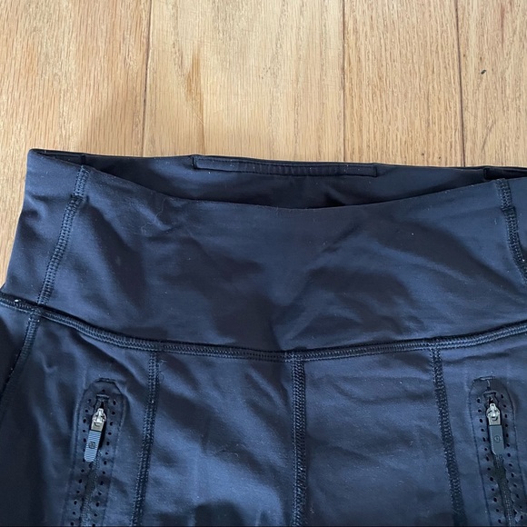 Lululemon Black Leggings Two Front Zipper Pockets - Picture 3 of 9